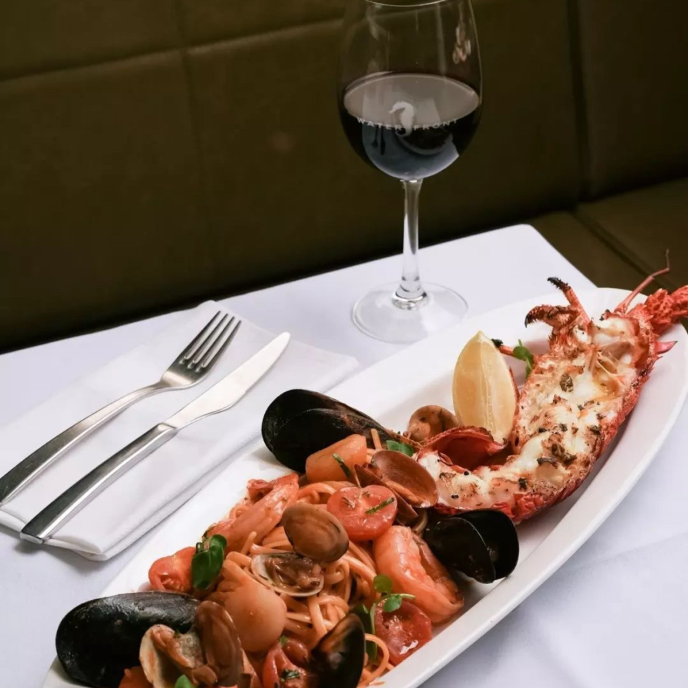 Christmas lunch 3-course meal $199 per person